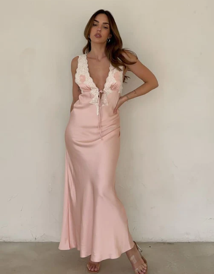 Romey Lace Maxi Dress