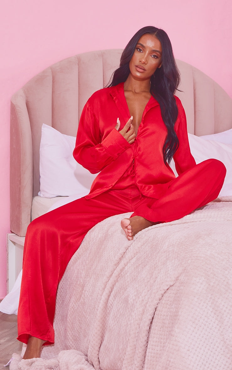 The Meg Satin Suit 2 Piece Set 💜