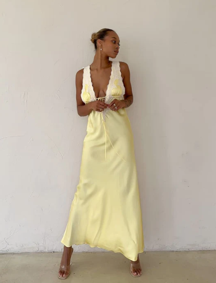 Romey Lace Maxi Dress