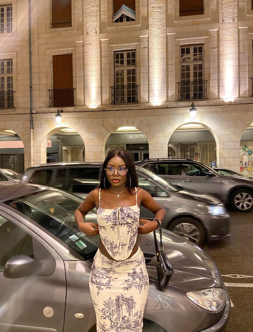 Dolly Two Piece Set š