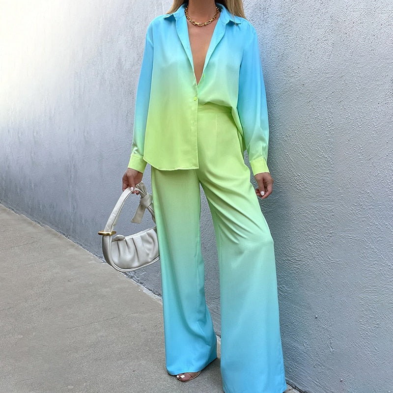 The Megan Ombre Satin 2 Piece Suit Set 💜