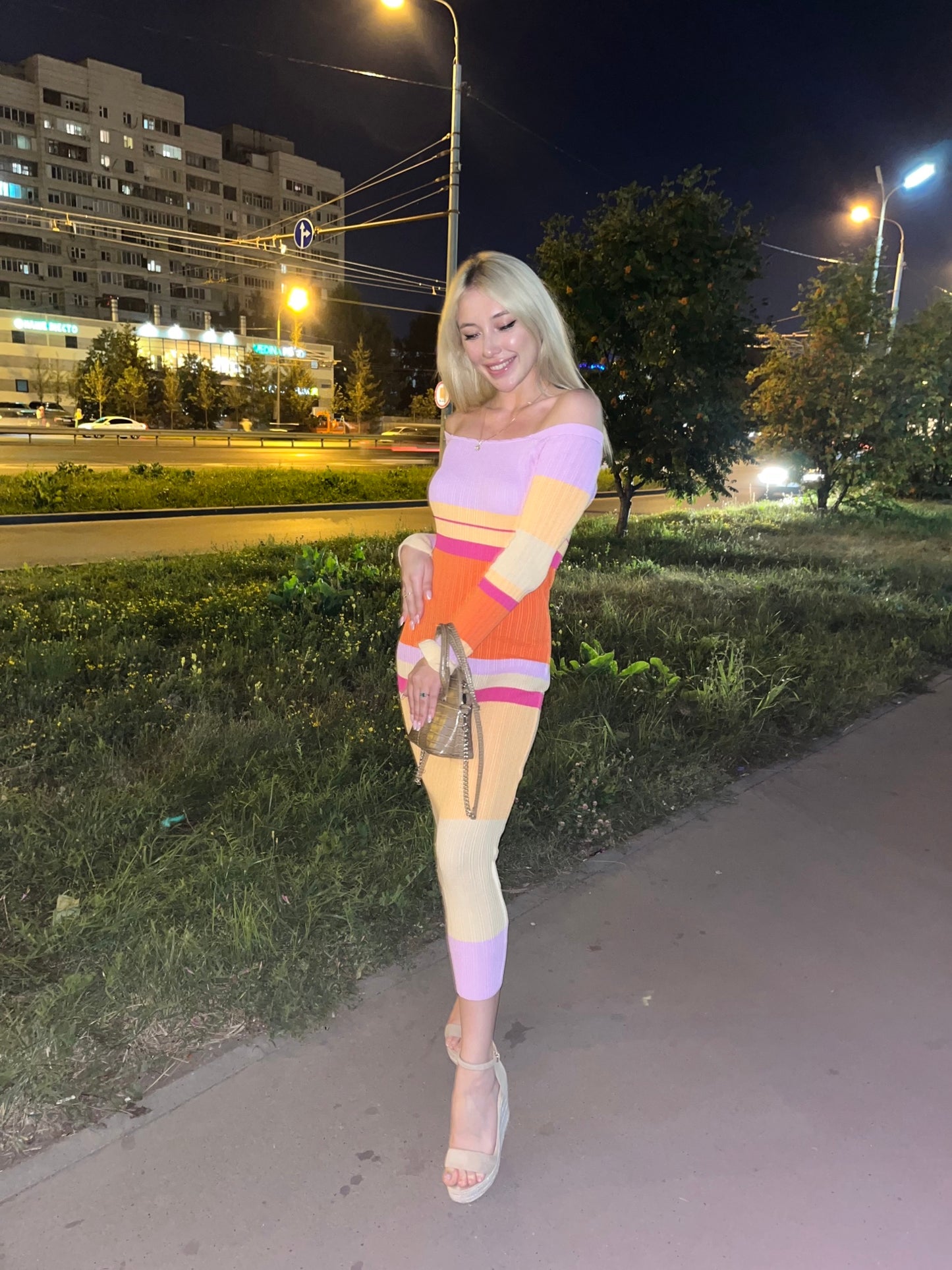 Huda Pink And Orange Knitted Maxi Dress
